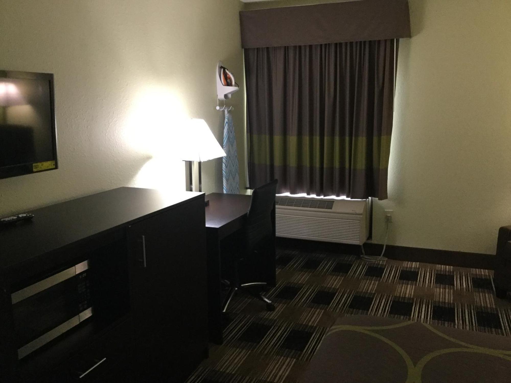 Super 8 By Wyndham Greer/Spartanburg Area Dış mekan fotoğraf