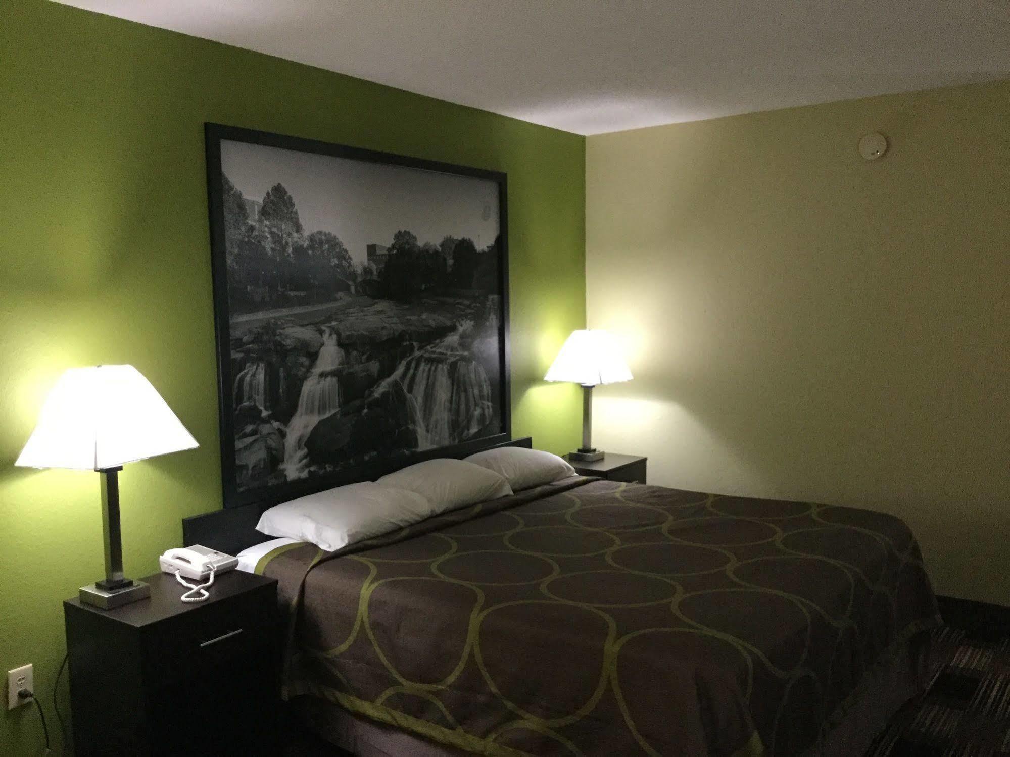 Super 8 By Wyndham Greer/Spartanburg Area Dış mekan fotoğraf