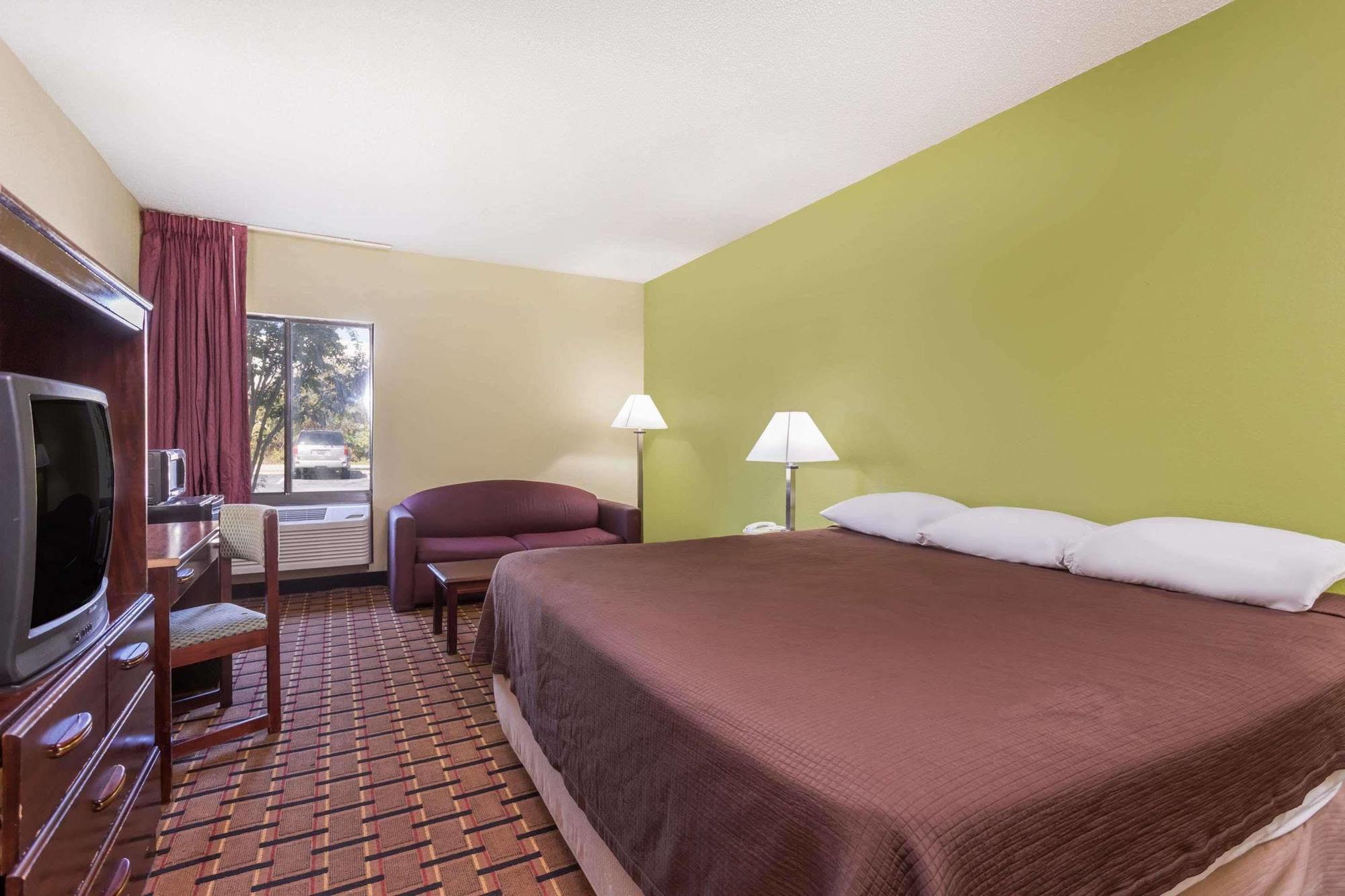 Super 8 By Wyndham Greer/Spartanburg Area Dış mekan fotoğraf